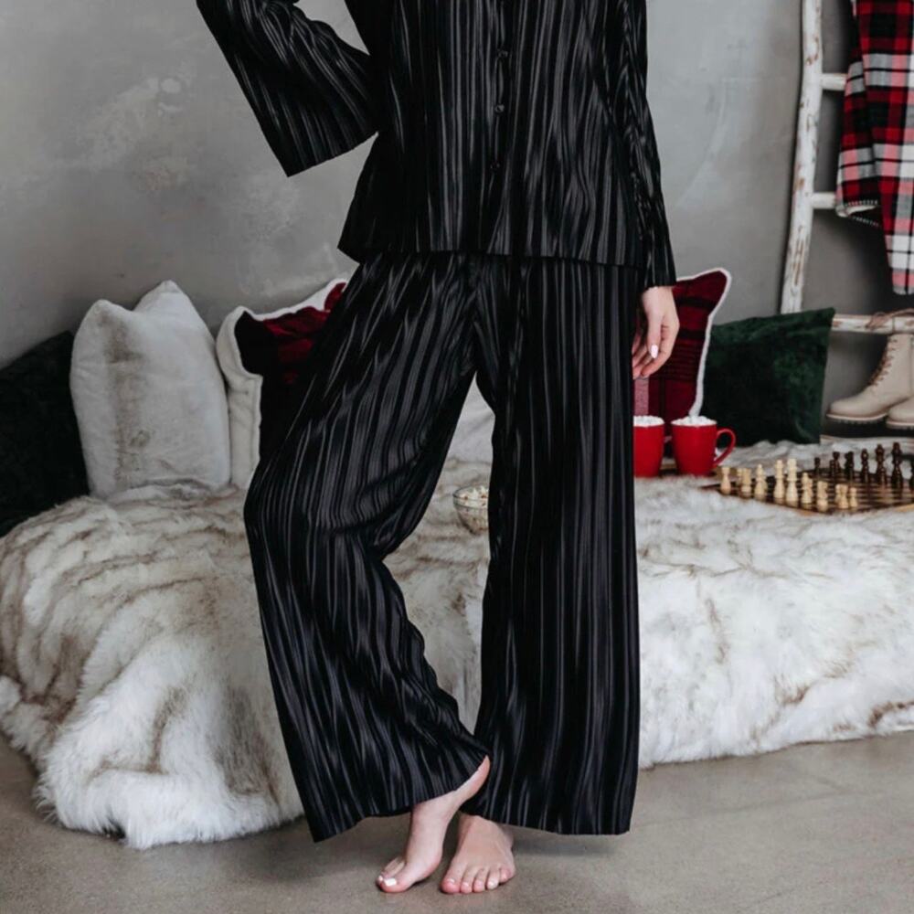 VICI Hey Honey Plisse Wide Leg Pants Black Small S